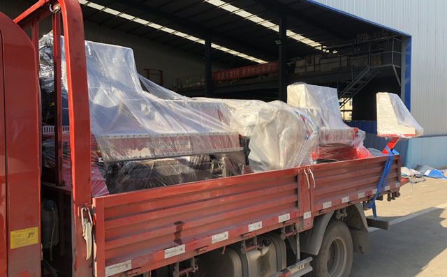 龍門(mén)切割機(jī)發(fā)往山東濟(jì)寧 龍門(mén)切割機(jī)發(fā)往山東濟(jì)寧