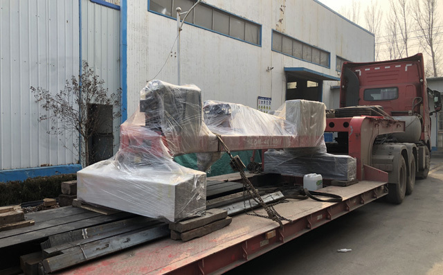 龍門式切割機發往安徽六安 龍門式切割機發往安徽六安