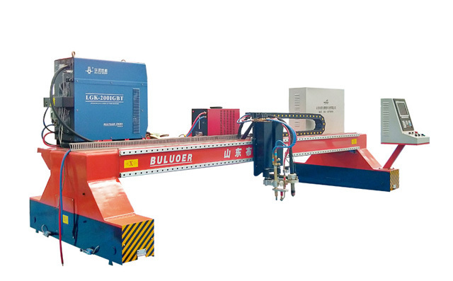 龍門(mén)式數(shù)控切割機(jī)