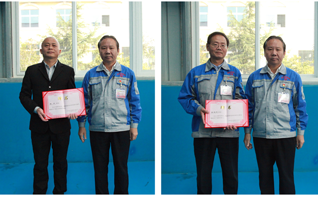 景奉國董事長對項目負責人楊建剛同志、項目組總監黃維標同志進行現場授權